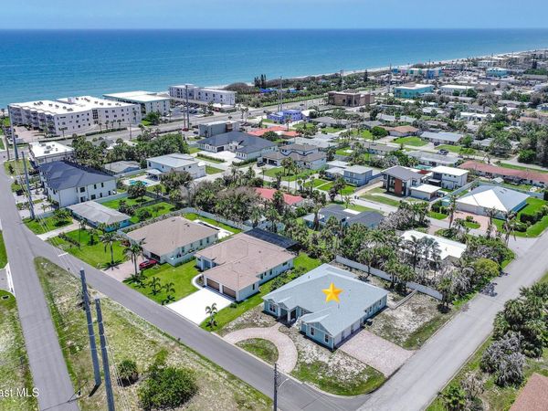 605 N Shannon Avenue, Indialantic, FL 32903