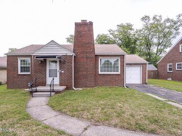 736 N Byrne Road, Toledo, OH 43607
