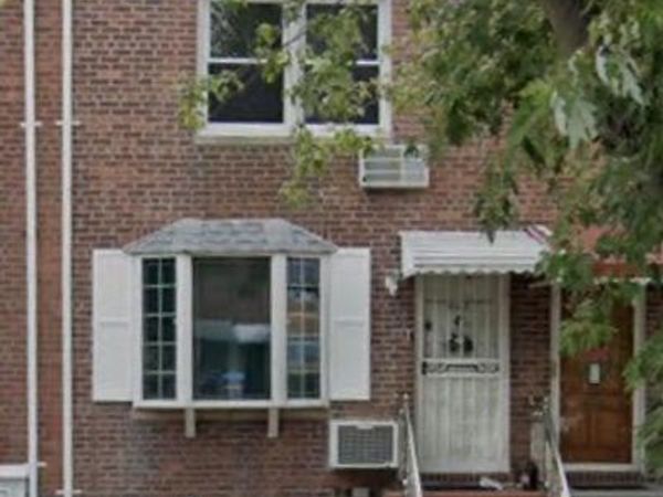 4318 195th Street , Flushing, NY 11358