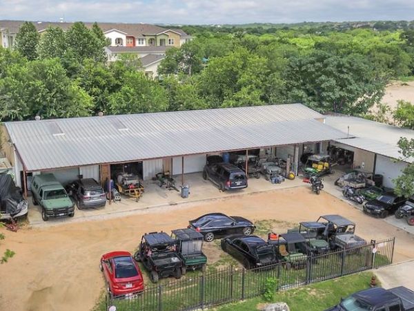 5690 Easterling, San Antonio, TX 78251