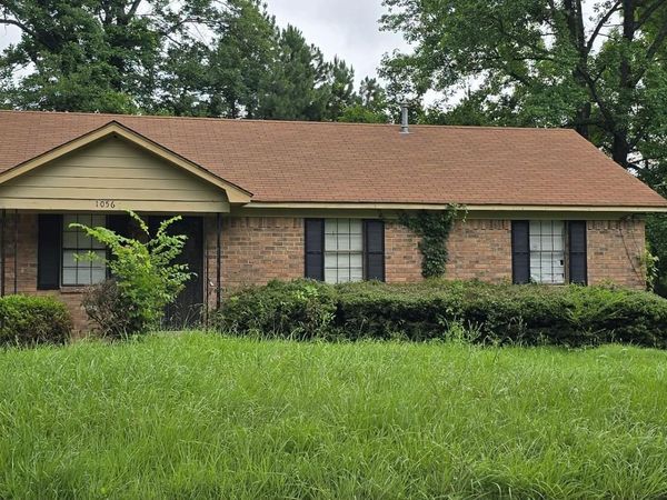 1056 WALK RD, Memphis, TN 38109