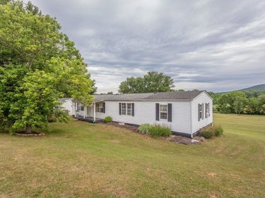 1859 QUICKSBURG RD, QUICKSBURG, VA 22847