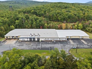 2000 S DELPHINE AVE, WAYNESBORO, VA 22980