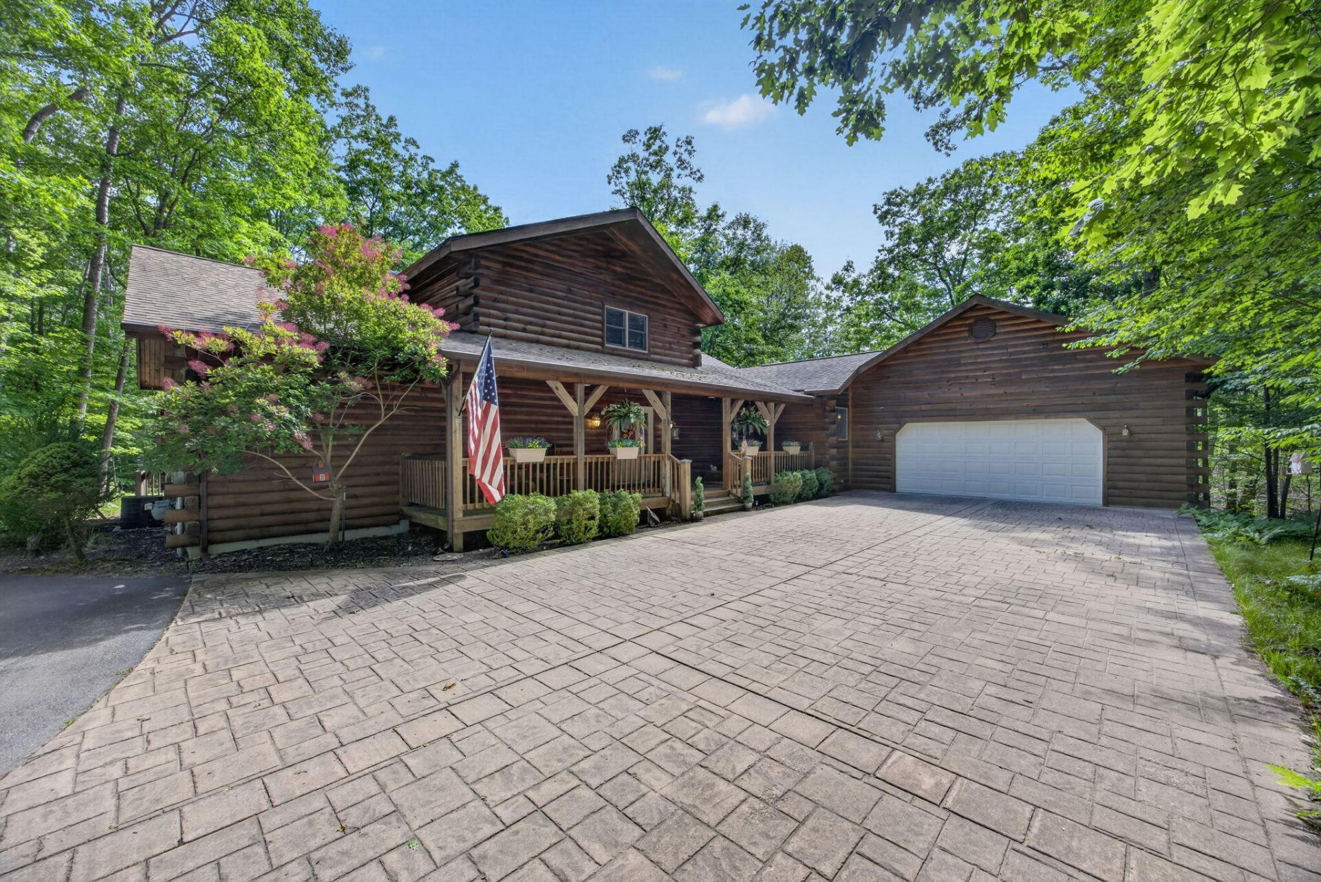 10231 Mountain View Trail, Canadian Lakes, MI 49346 Main Photo