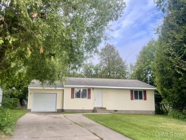 2085 Van Evera Avenue, Marquette, MI 49855