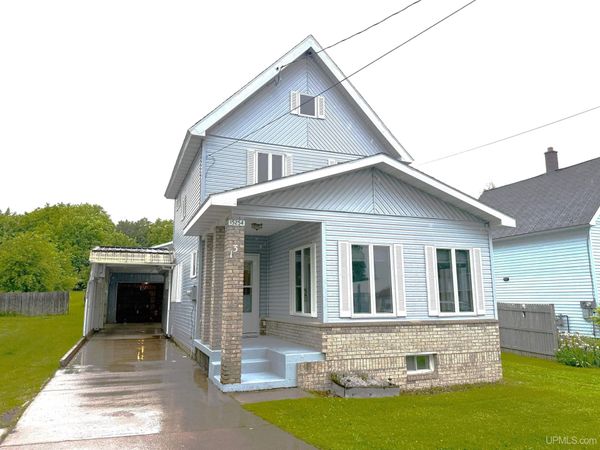 15254 Iroquois Street, Adams Twp, MI 49955