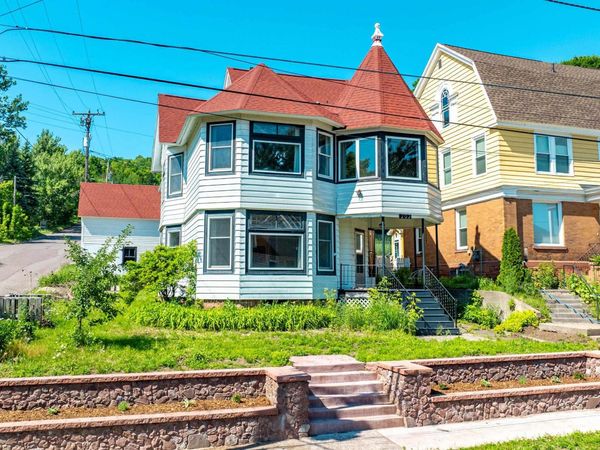 202 Harris Avenue, Hancock, MI 49930