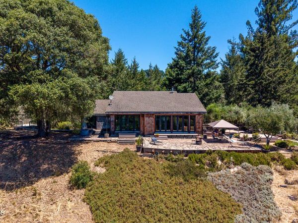 3400 Chardonnay Lane, Philo, CA 95463