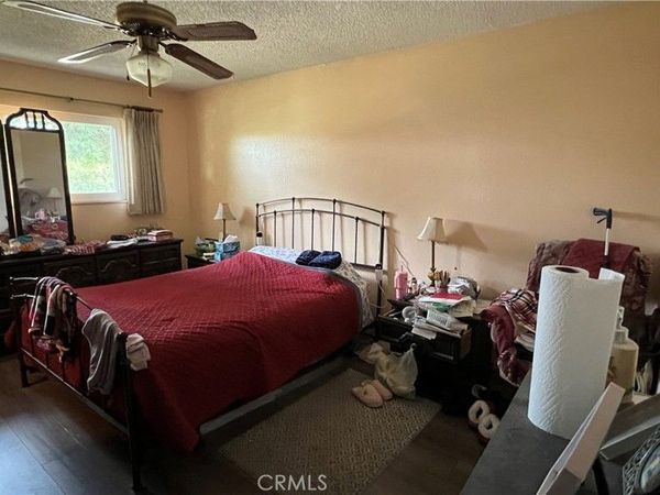 500 W Sample Avenue, Fresno, CA 93704