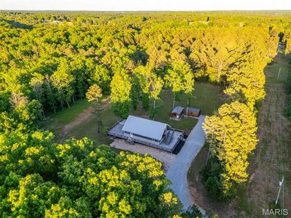 16051 Forrest Drive Houston, MO 65483