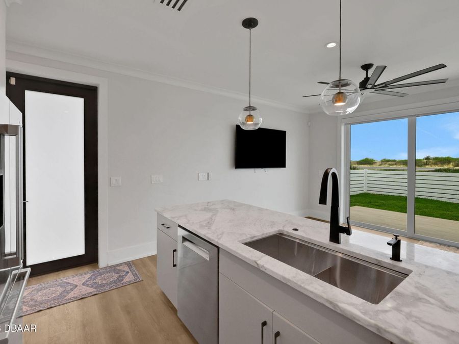 Property Image 103
