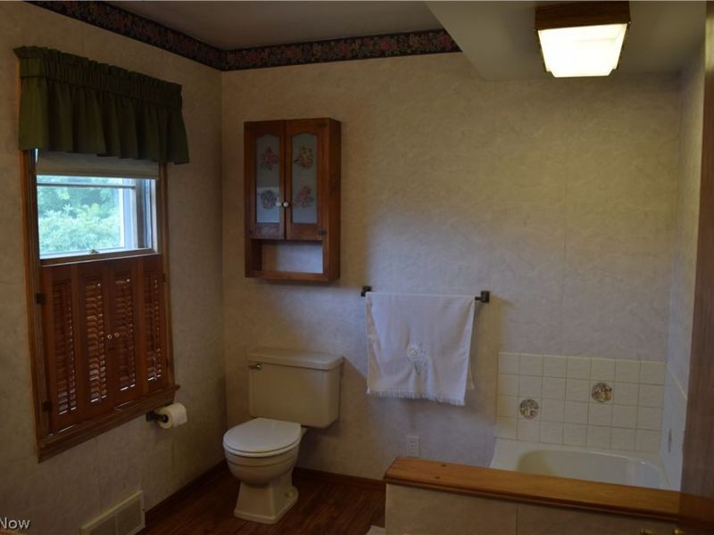 5040 2nd Street NW, Canton, OH 44708 Photo 18