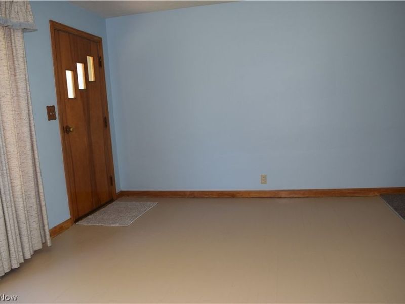 5040 2nd Street NW, Canton, OH 44708 Photo 5