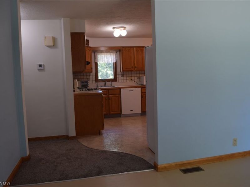 5040 2nd Street NW, Canton, OH 44708 Photo 7