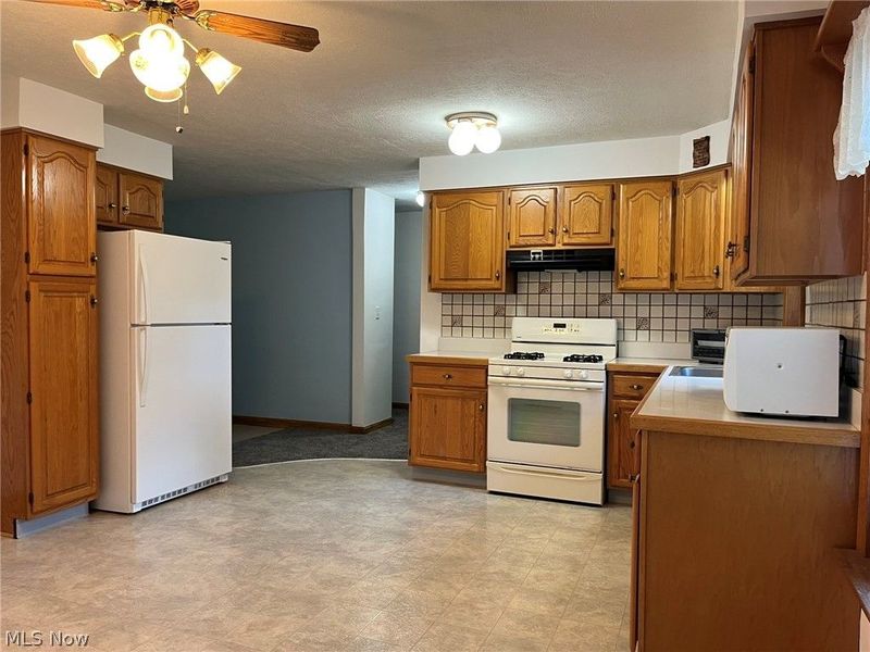 5040 2nd Street NW, Canton, OH 44708 Photo 8