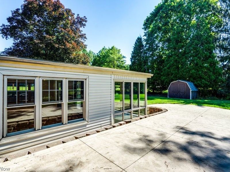 904 Woodside Avenue SE, North Canton, OH 44720 Photo 5