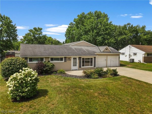 1788 Westwood Drive, Twinsburg, OH 44087