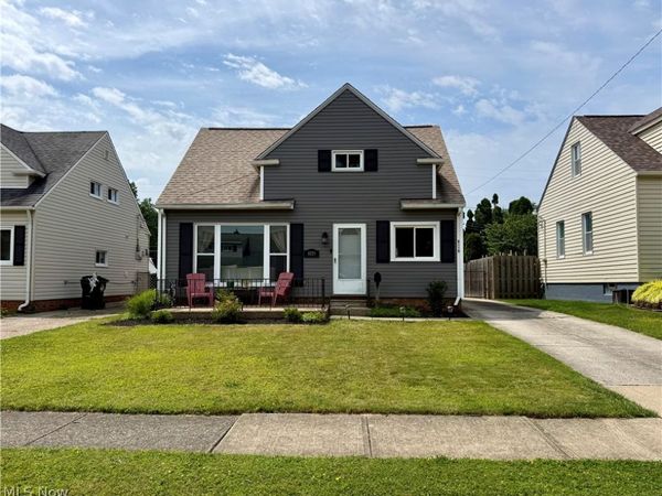 8119 Liberty Avenue , Parma, OH 44129