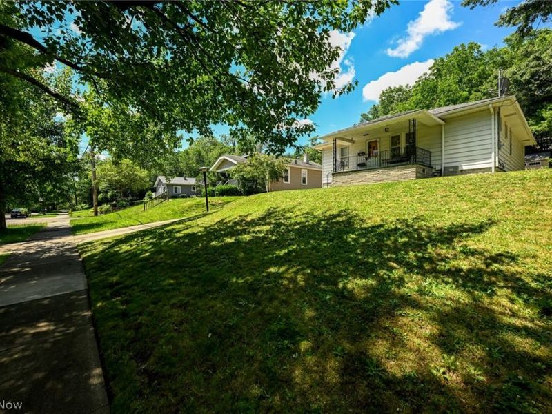 274 E Park Boulevard, Akron, OH 44305 Photo 40