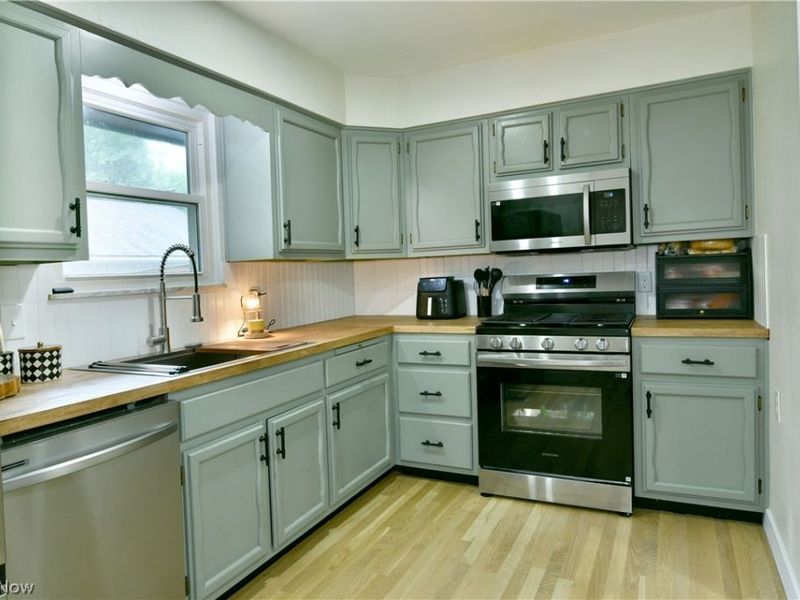 972 Wilson Sharpsville Road, Cortland, OH 44410 Photo 23