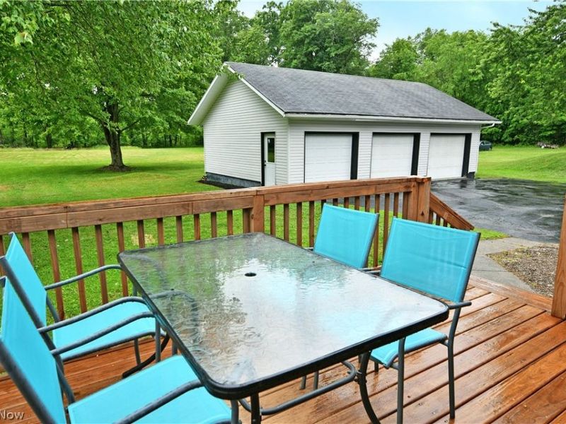 972 Wilson Sharpsville Road, Cortland, OH 44410 Photo 8