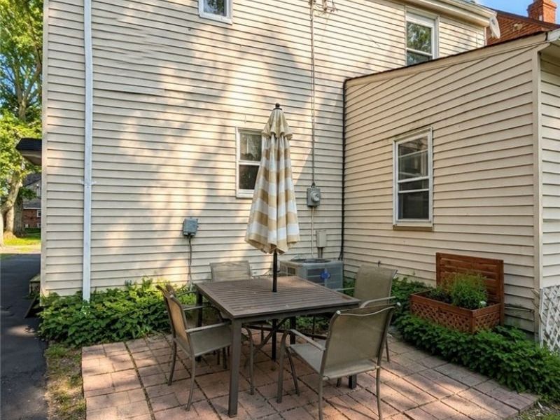1948 Revere Road, Cleveland Heights, OH 44118 Photo 5
