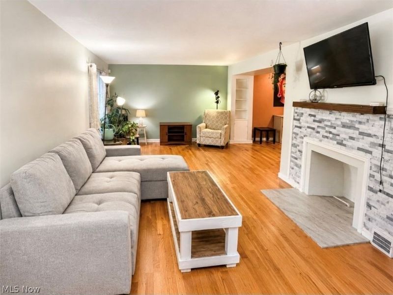 1948 Revere Road, Cleveland Heights, OH 44118 Photo 6
