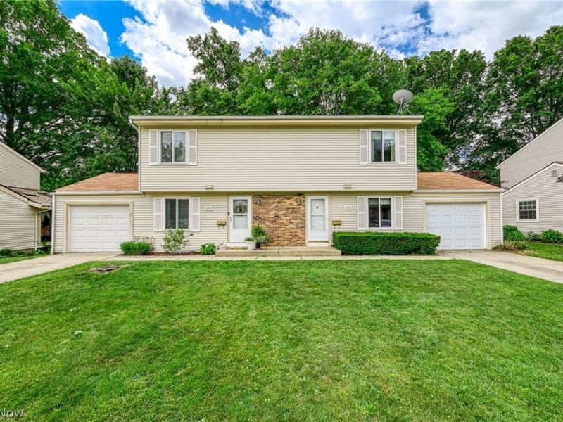 2292 echo valley Drive, Stow, OH 44224 Photo 3