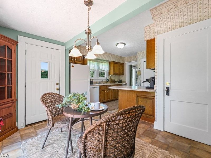 10201 McCallum Avenue NE, Alliance, OH 44601 Photo 6