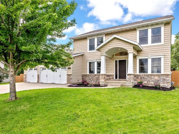 2100 Pike Court , Marion, IA 52302