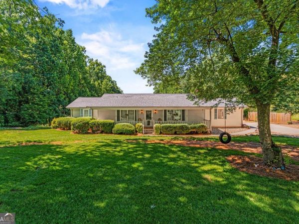 3880 Tanners Mill Road, Gainesville, GA 30507