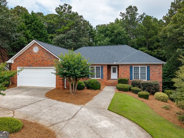 825 Saint Ives Lane, Athens, GA 30606