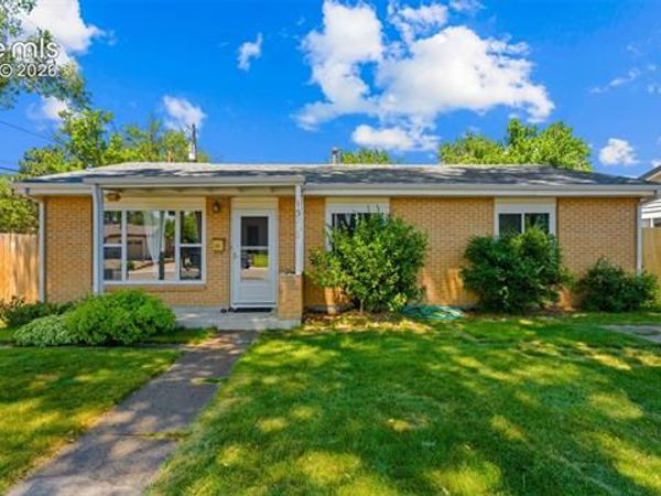 3202 Poinsetta Drive, Colorado Springs, CO 80907