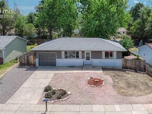 3819 Pearl Drive, Colorado Springs, CO 80918