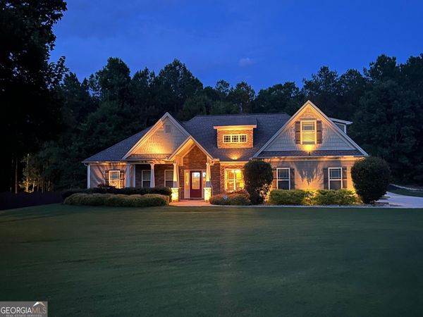 254 Magnolia Place Drive, Senoia, GA 30276