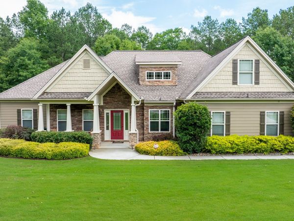 254 Magnolia Place Drive, Senoia, GA 30276
