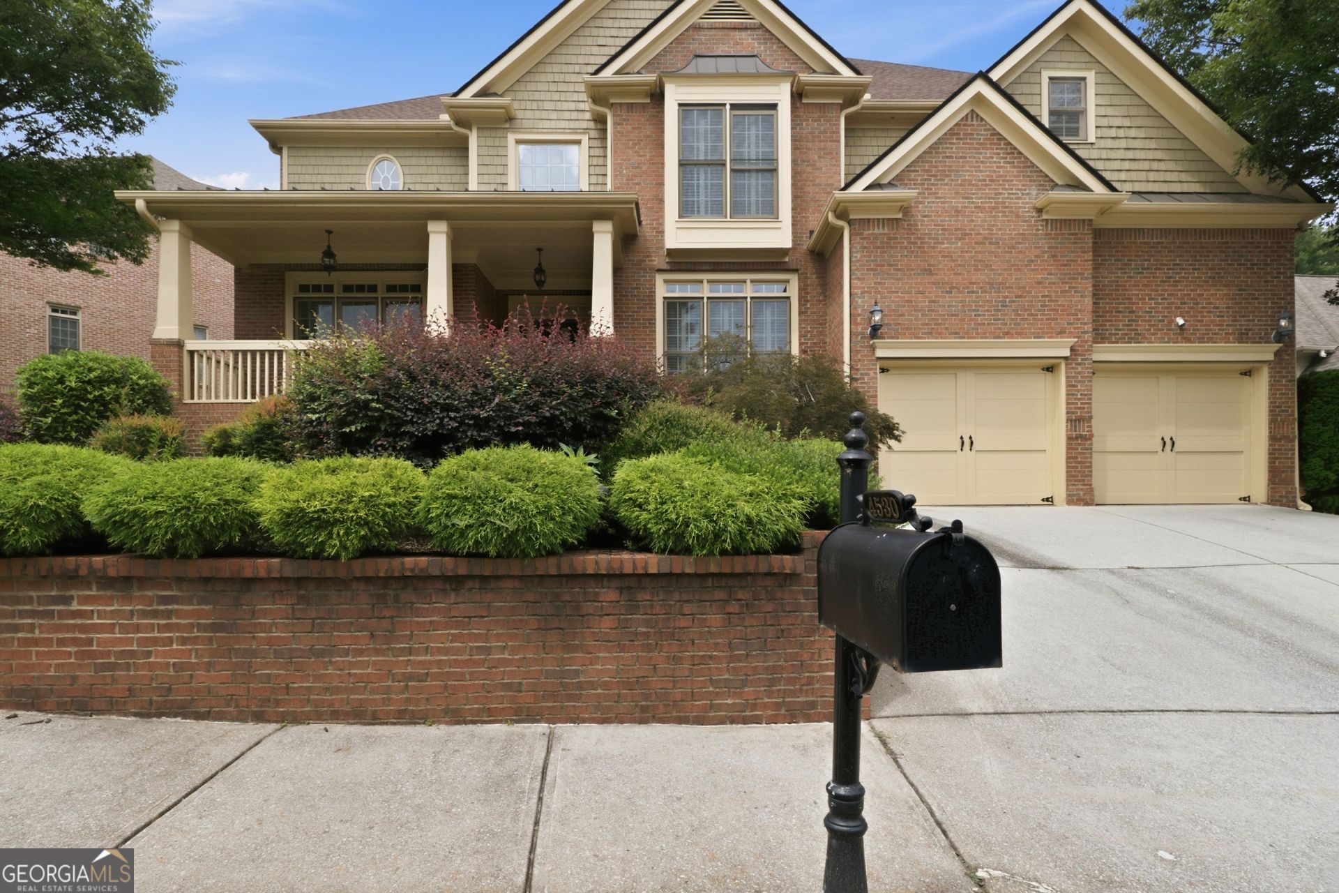 4530 Oak Brook Drive Se, Smyrna, GA 30082 Main Photo