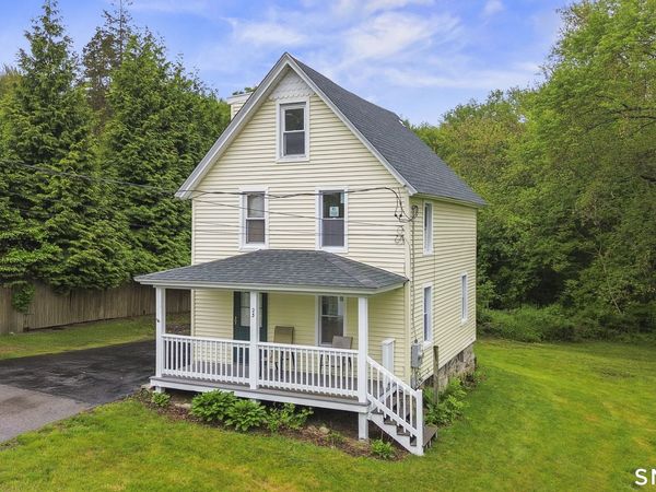 23 James, Waterford, CT 06375