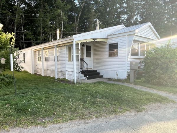 8 Thunderbird Dr, Marlborough, MA 01752