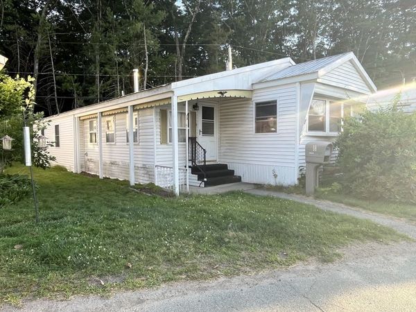 8 Thunderbird Dr, Marlborough, MA 01752