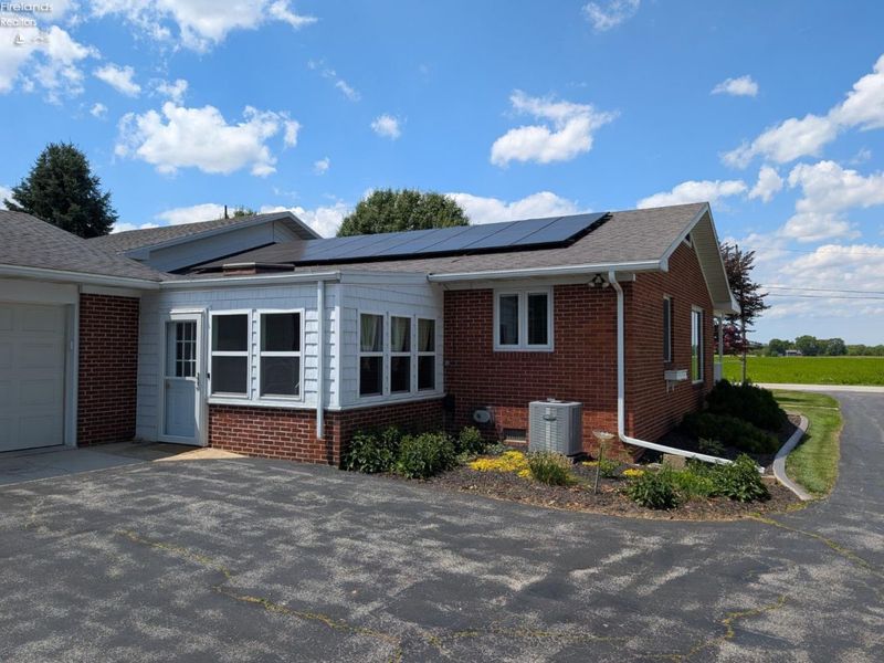 864 E County Road 40, Tiffin, OH 44883 Photo 17