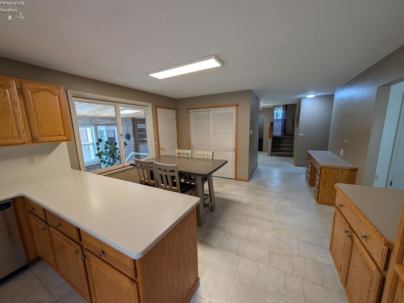 864 E County Road 40, Tiffin, OH 44883 Photo 5