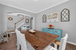 108 Rouen Lane photo 4