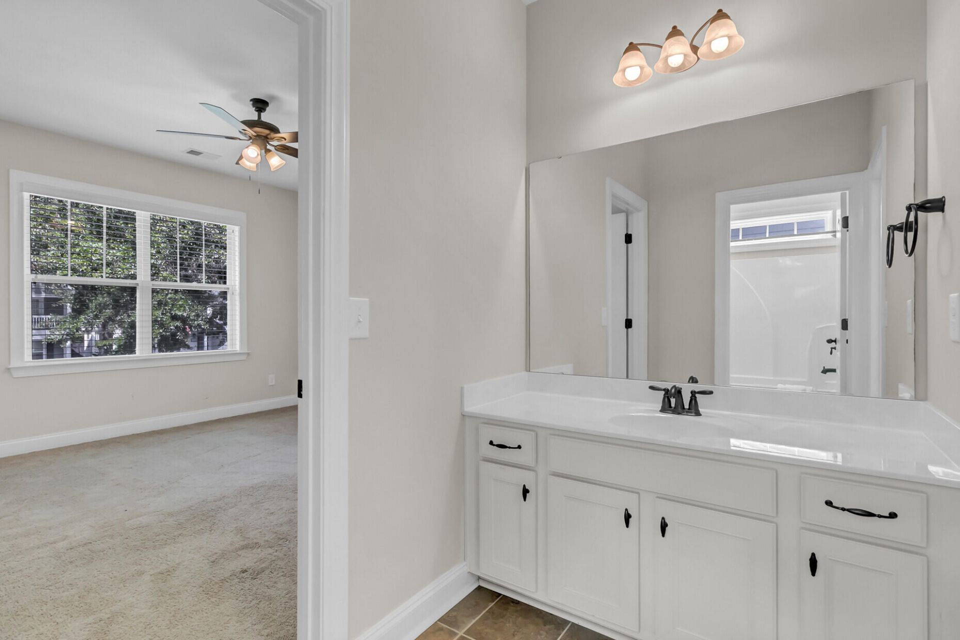 5413 Clairmont Lane Photo 20