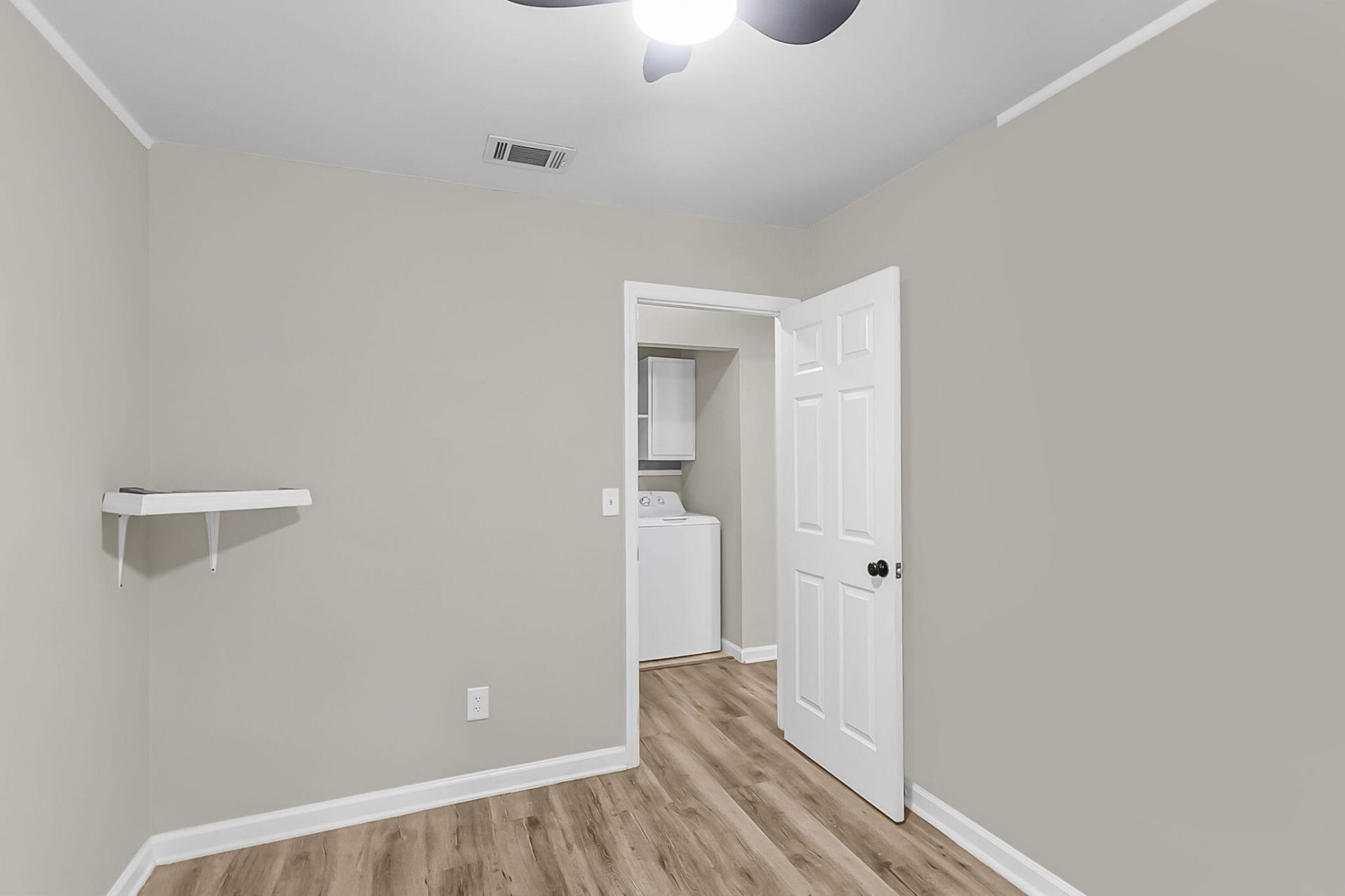 1242 Maryland Drive Photo 21
