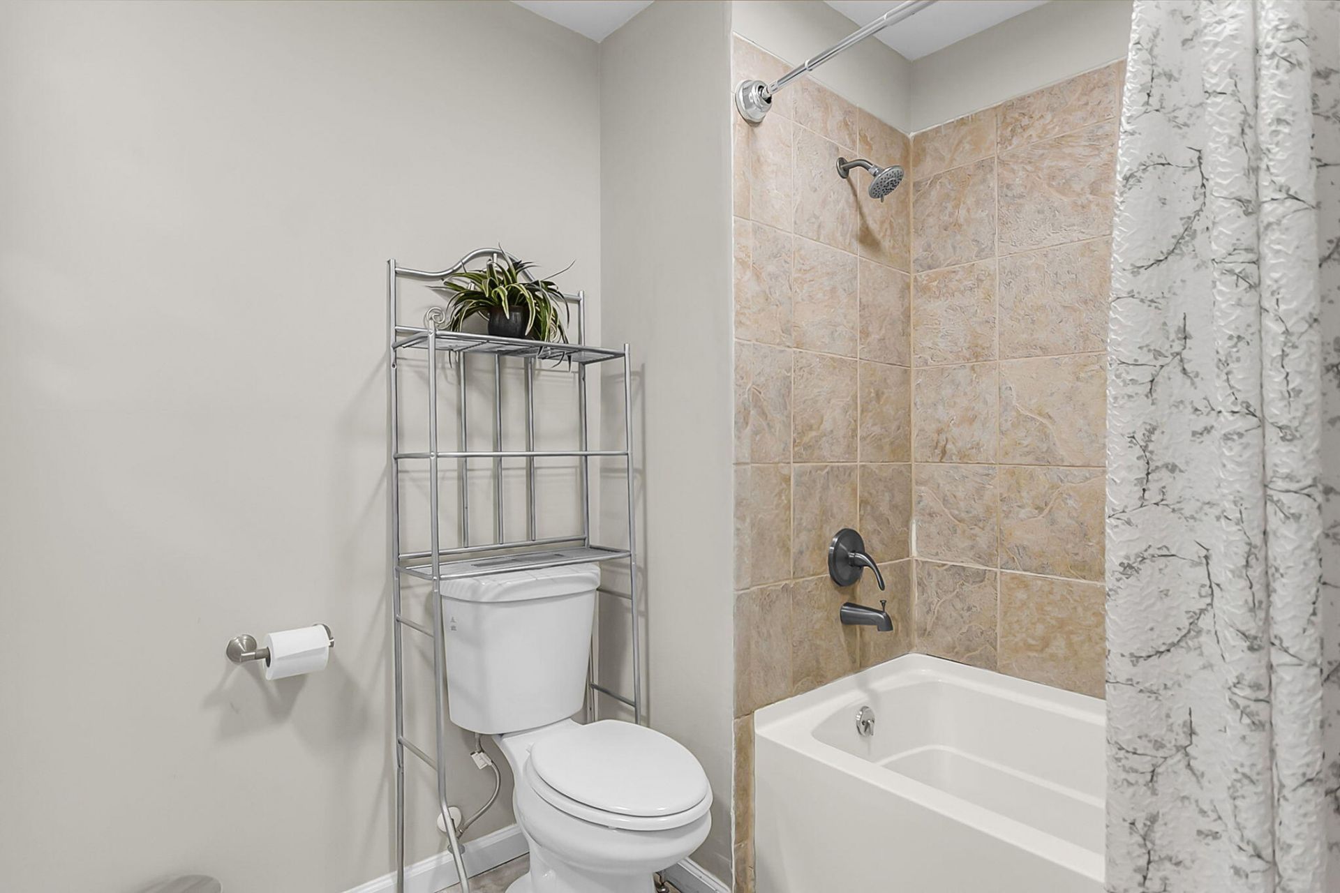 1242 Maryland Drive Photo 22