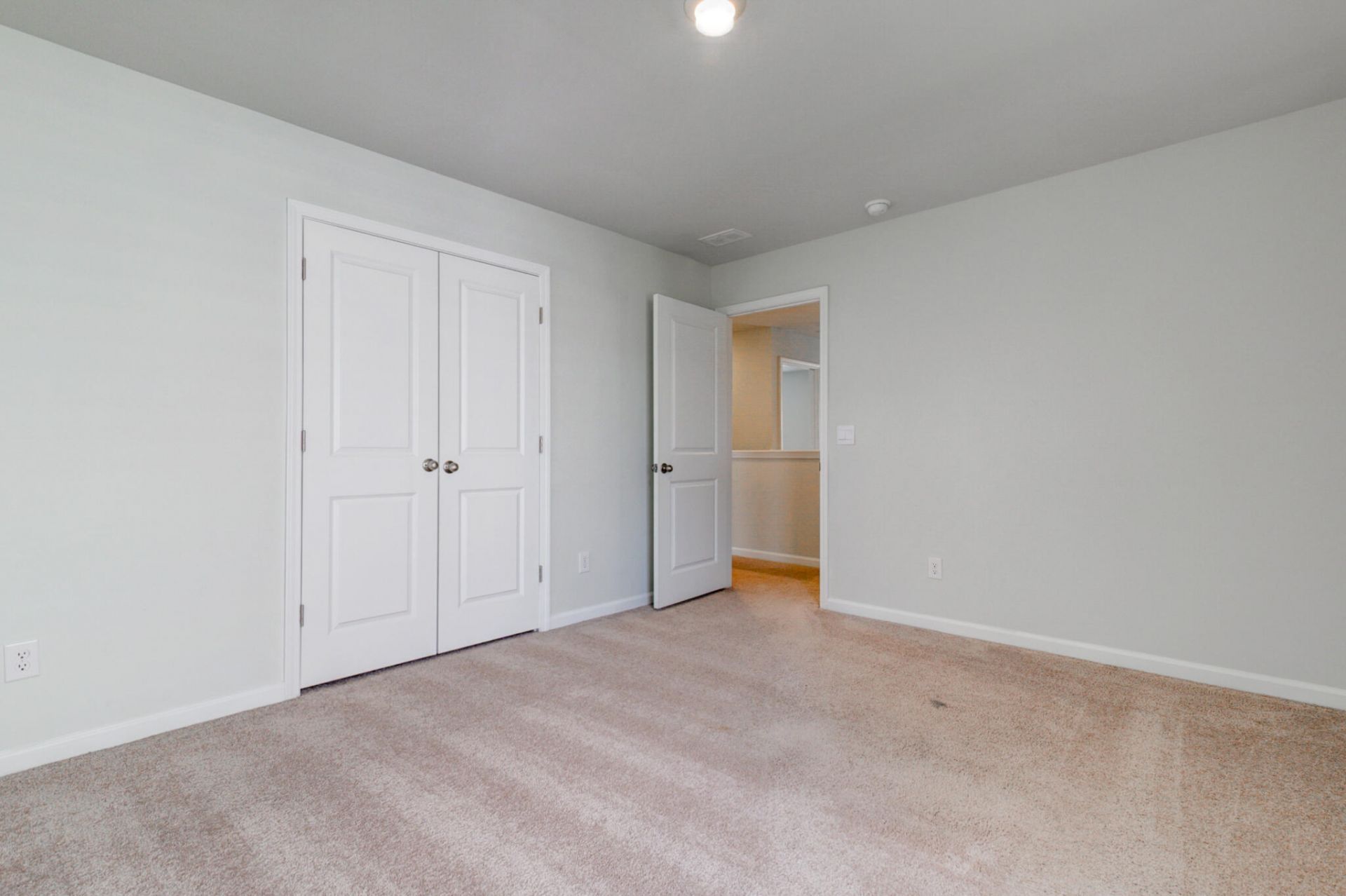 114 Sunray Lane Photo 26
