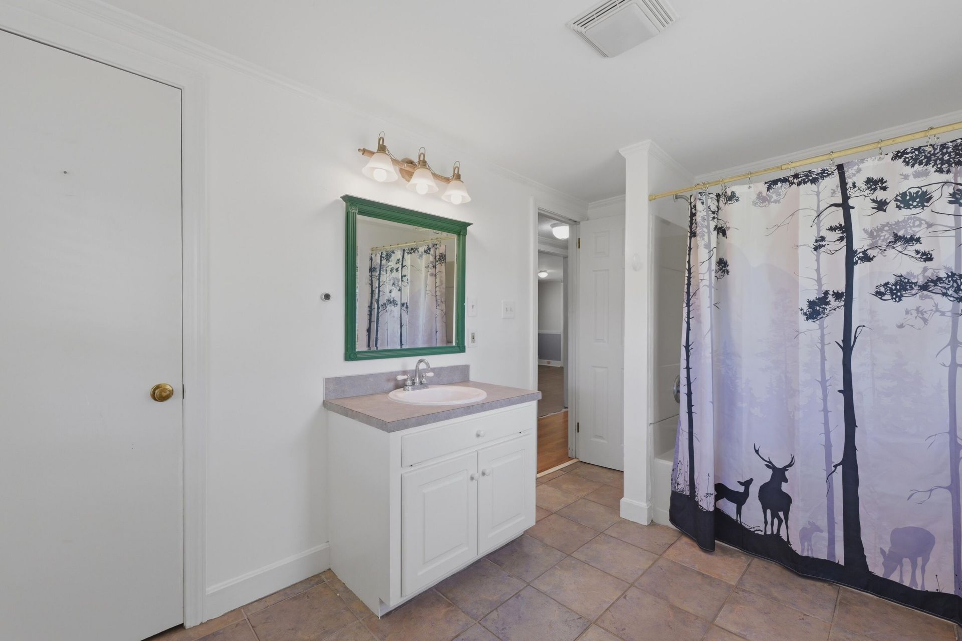 1469 Wren Road Photo 25