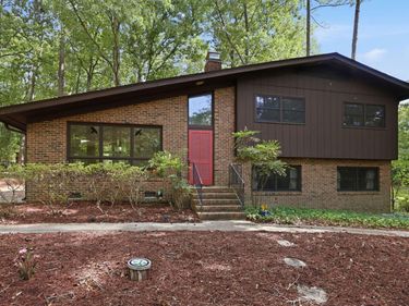 1904 Overland Drive, Chapel Hill, NC 27517