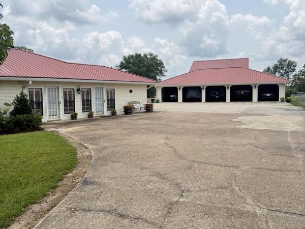 4018 Fernwood Road, McComb, MS 39648